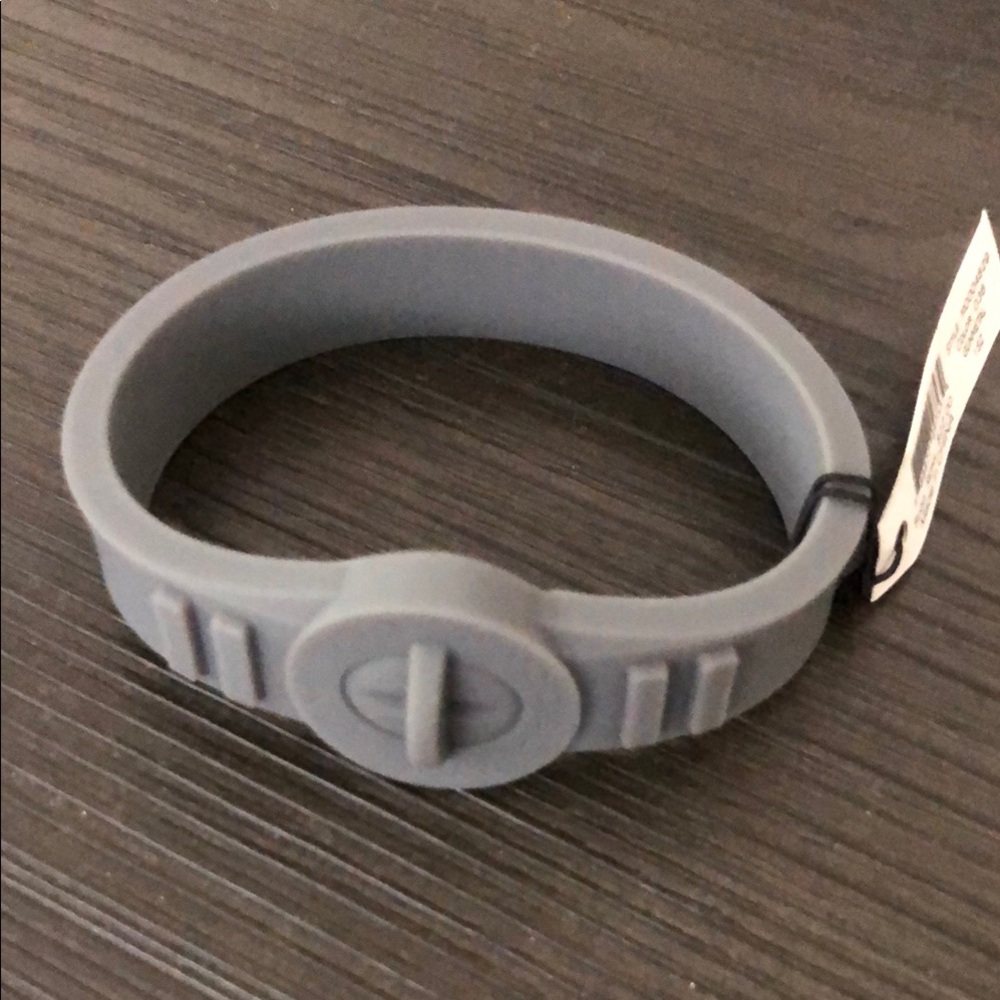 Marc by Marc Jacobs Gray Silicone Bracelet